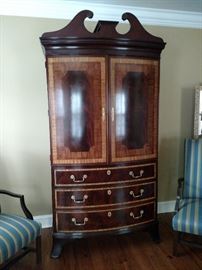 Hickory & White mahogany armoire