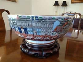 Mottahedeh bowl on wooden stand