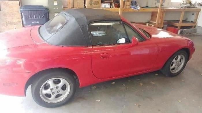 Mazda Miata convertible sports car