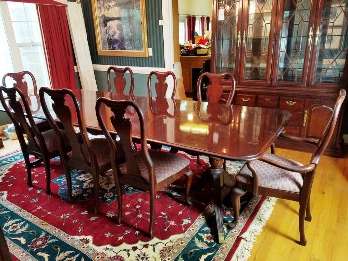 Thomasville Cherry Dining Table w/8 Chairs http://www.ctonlineauctions.com/detail.asp?id=709891