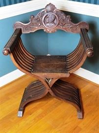 Savonarola Throne Chair                http://www.ctonlineauctions.com/detail.asp?id=712419