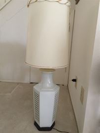 Ceramic base lamp   approx 42 inch tall