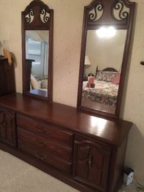 Dresser with 2 mirrors   approx 30 inch ht   19 inch long and 6 ft long