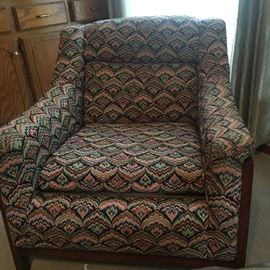 2 matching chairs.. perfect condition