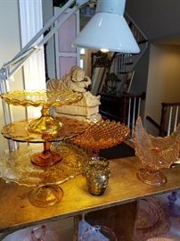 Amber cake stands, compote & banana stand