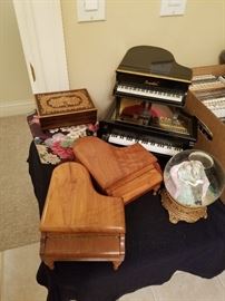 Toy piano music boxes, etc.