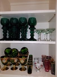 Sets of stemware and liqueur glasses