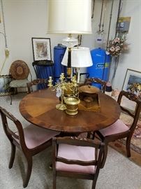 Veneer inlaid "Pie" pattern table and 4 rose carved chairs