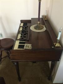 Lester Piano Spinet"64 model