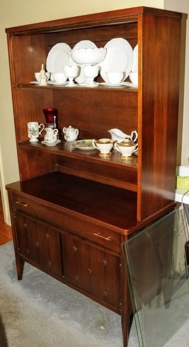 DANISH STYLE BUFFET AND CHINA TOP
