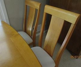 Table and 6 chairs