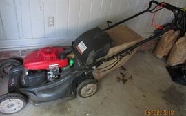 Honda Lawn Mower Versamow HRX 27