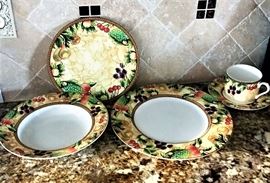 40 Piece Bone Porcelain Saint James Catherine Design Dishes