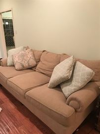 Paula Deen By Craftmaster Furniture Rolled Arm Sofa. Four custom color throw pillows and down feather stuffed cushions. Excellent Condition. (This will be inside and you can ask to see it if interested)