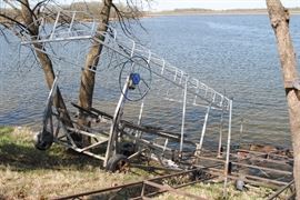 Great heavy duty boat lift