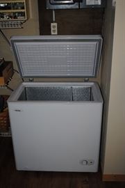 Chest freezer