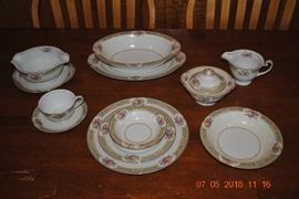 Occupied Japan with serving pieces