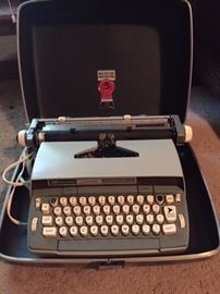 Smith Corona "Coronet" portable electric typewriter