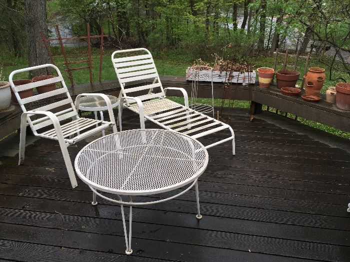 Vintage patio furniture (Yellow and white cushions also come with them)