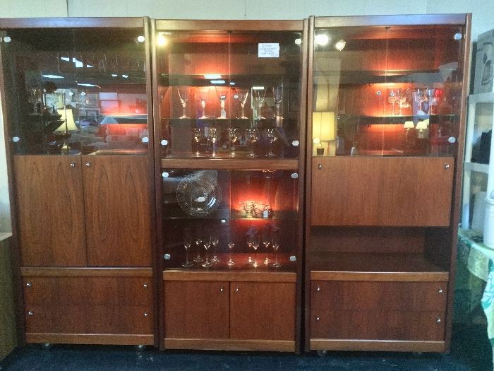 Modern-looking, 3-Piece Lighted Entertainment Center with glass doors
