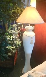 5 foot lamp with 2 matching table lamps