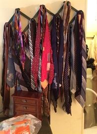 Ties many silk