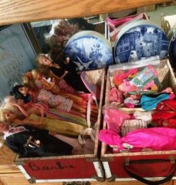 Barbie Dolls, Clothes