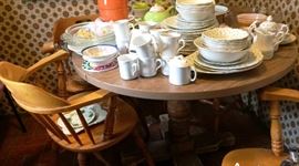 4 Maple Chairs, laminate table