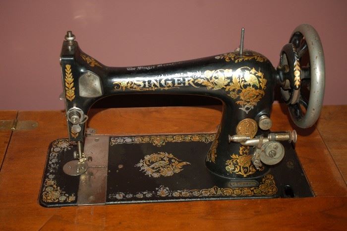 Antique Singer pedal sewing machine/cabinet, Model; K783968
