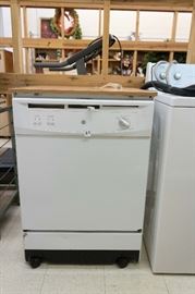 GE portable dishwasher with counter-top,