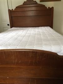 Antique Full size bed