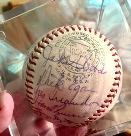 1963 DETROIT TIGERS team signed baseball