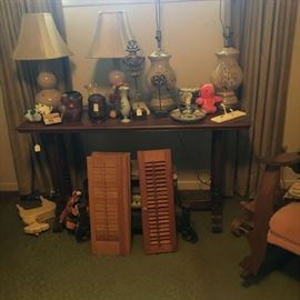 Sofa table