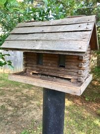 Log cabin bird house 