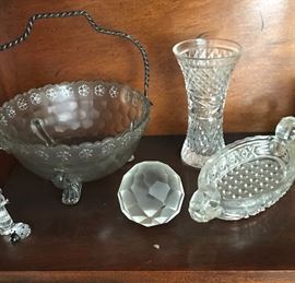Various crystal pieces
