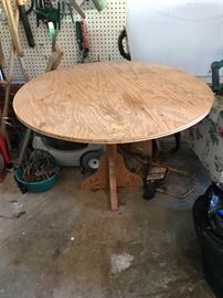 Partical board table (several)