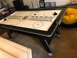 Hockey Table with bonus Table Tennis Top