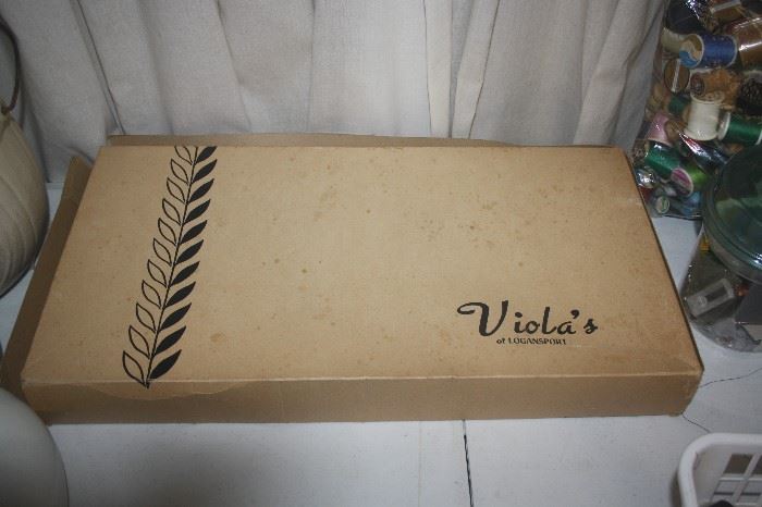 VIOLA'S BOX