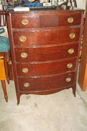 Federal style mahogany chest of drawers.