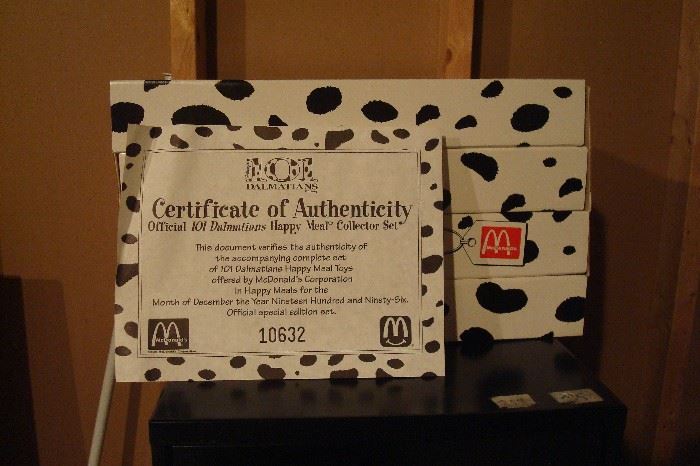 New  in original box McDonald's 1996 101 Dalmatian's happy meals collector's kit.