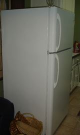 Secondary refrigerator