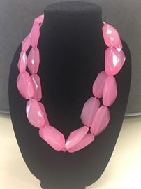 Vintage Chunky Shocking Pink Lucite Necklace