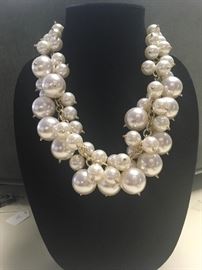 Vintage Clustered Faux Pearl Necklace