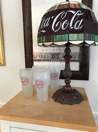 Tifanny Inspired Cocoa Cola lamp and 4 Glasses