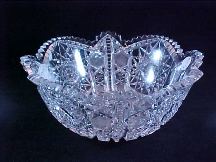Cut glass bowl