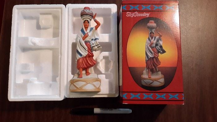 Collectible Ski Country decanter "Olla Dancer" from the National Ski Country Bottle Club. 