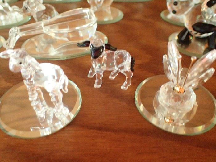 SWAROVSKI  CRYSTALS FIGURES / ANIMALS / LARGE COLLECTION MOST HAVE ORIGINAL BOXES