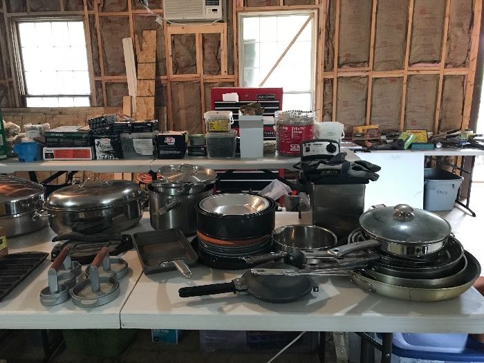 My client likes to bake and she has quite the collection of cooking utensils, cookbooks and baking dishes. She couldn't take it with her to her new home so the savings is all yours. 