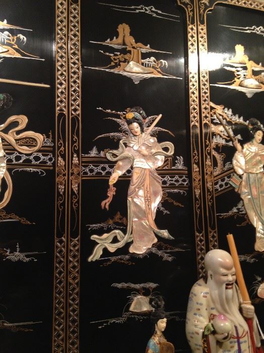 Beautifully detailed Mother-of-Pearl 4-panel screen