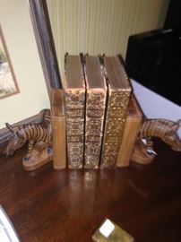 Wild animal bookends